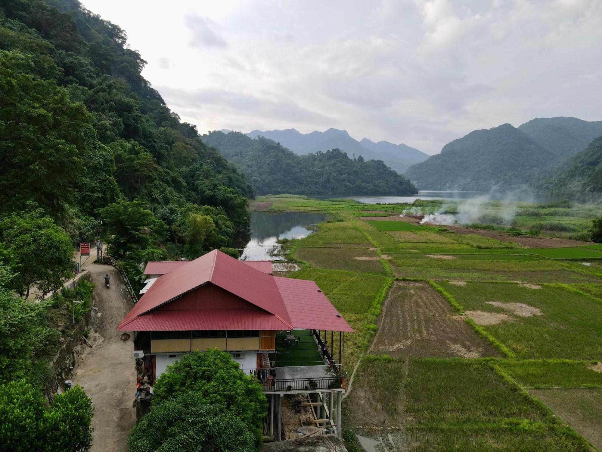 Tran Thuc Homestay-Ba Be Екстериор снимка