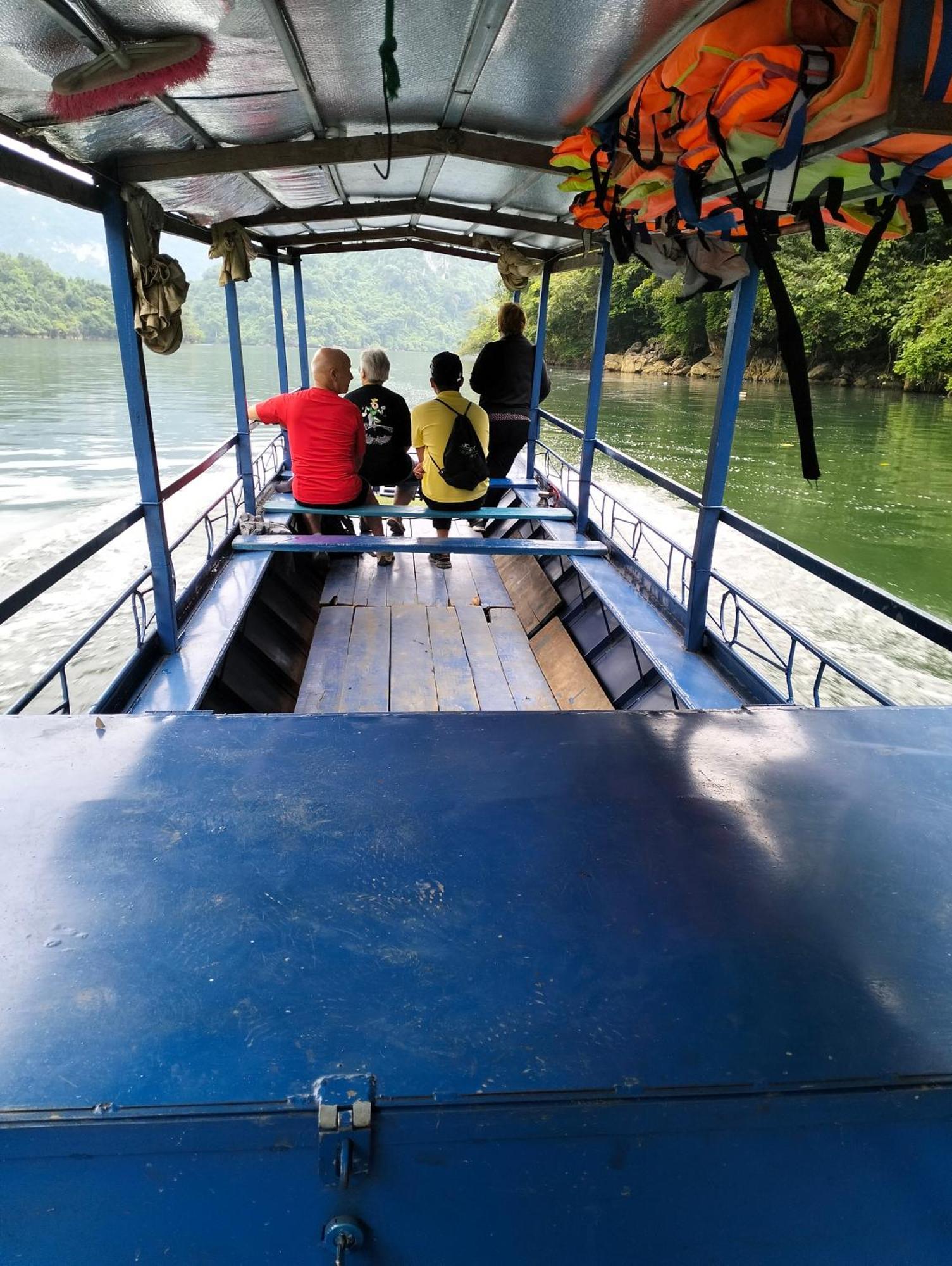 Tran Thuc Homestay-Ba Be Стая снимка
