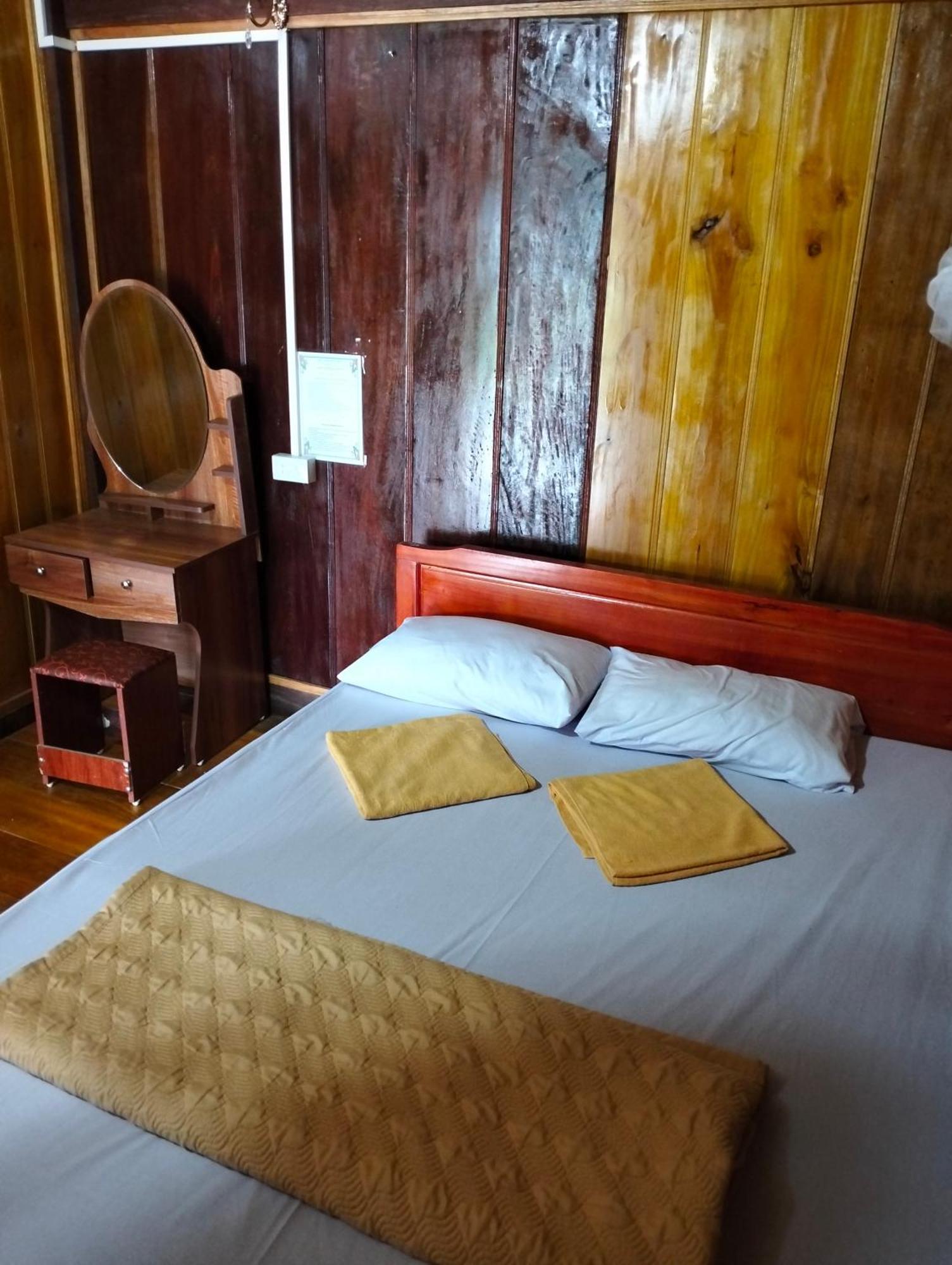 Tran Thuc Homestay-Ba Be Стая снимка